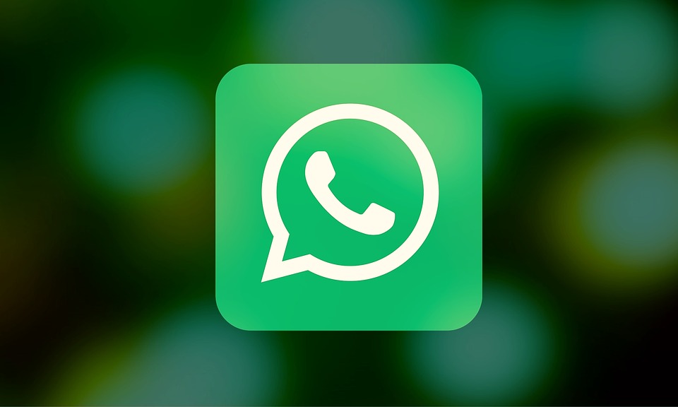 WhatsApp introduces Snapchat style photo editing